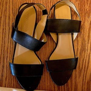 Poppy Barley BLACK prairie sandals - size 9